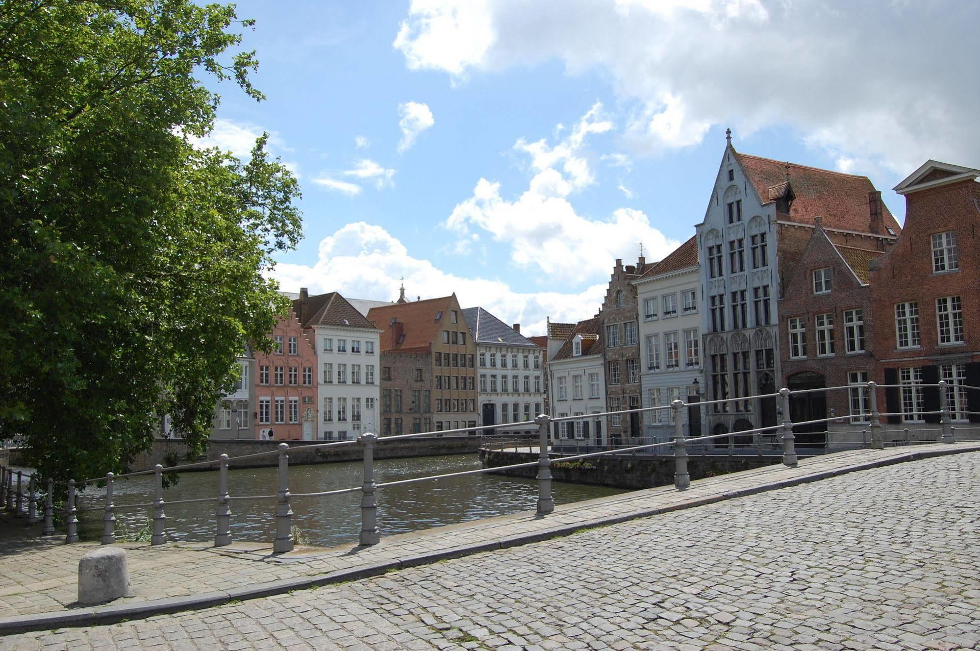B&B 'T Walleke Brugge Eksteriør billede